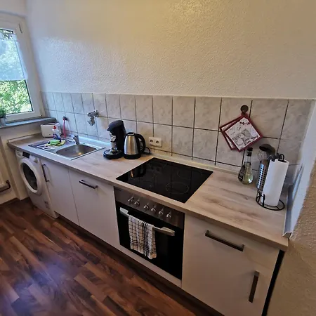 Appartamento Cozy & Spacious With Balcony